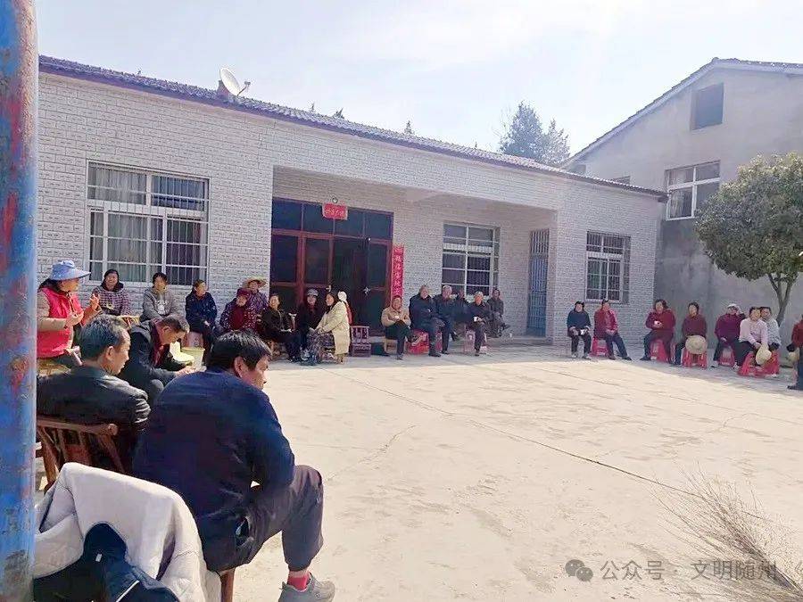 曾都府河四五咀村“四清兩拆”改善居住環境:室內環境改善